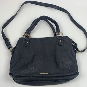 Steve Madden Black Tote Messenger bag Gold Zippers Crossbody strap Lined